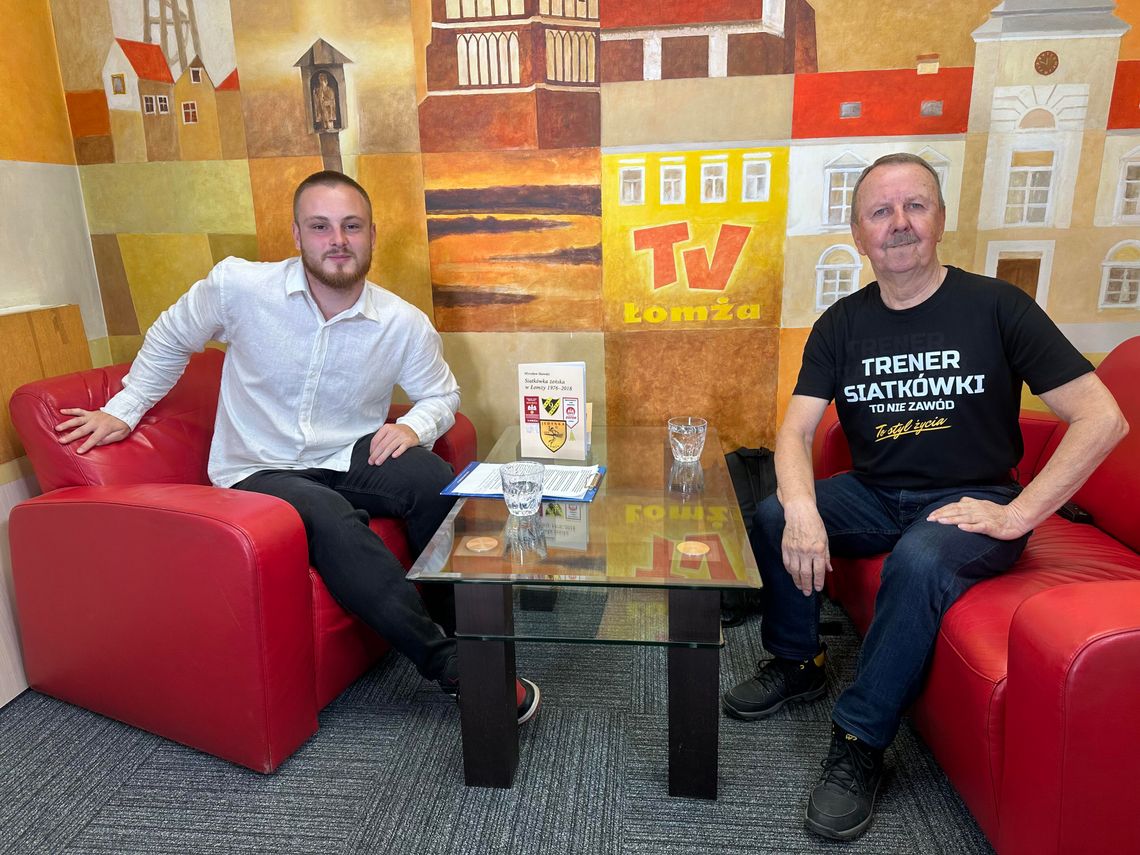 „Siatkówka żeńska w Łomży 1976–2018”. Mirosław Skawski opisał ponad cztery dekady lokalnej siatkówki - [VIDEO]