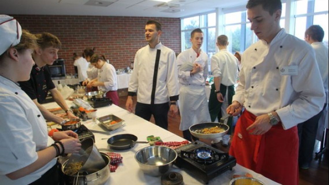 „Tradycyjne Produkty – Nowoczesna Kuchnia Polska” „Tradycyjne Produkty – Nowoczesna Kuchnia Polska”