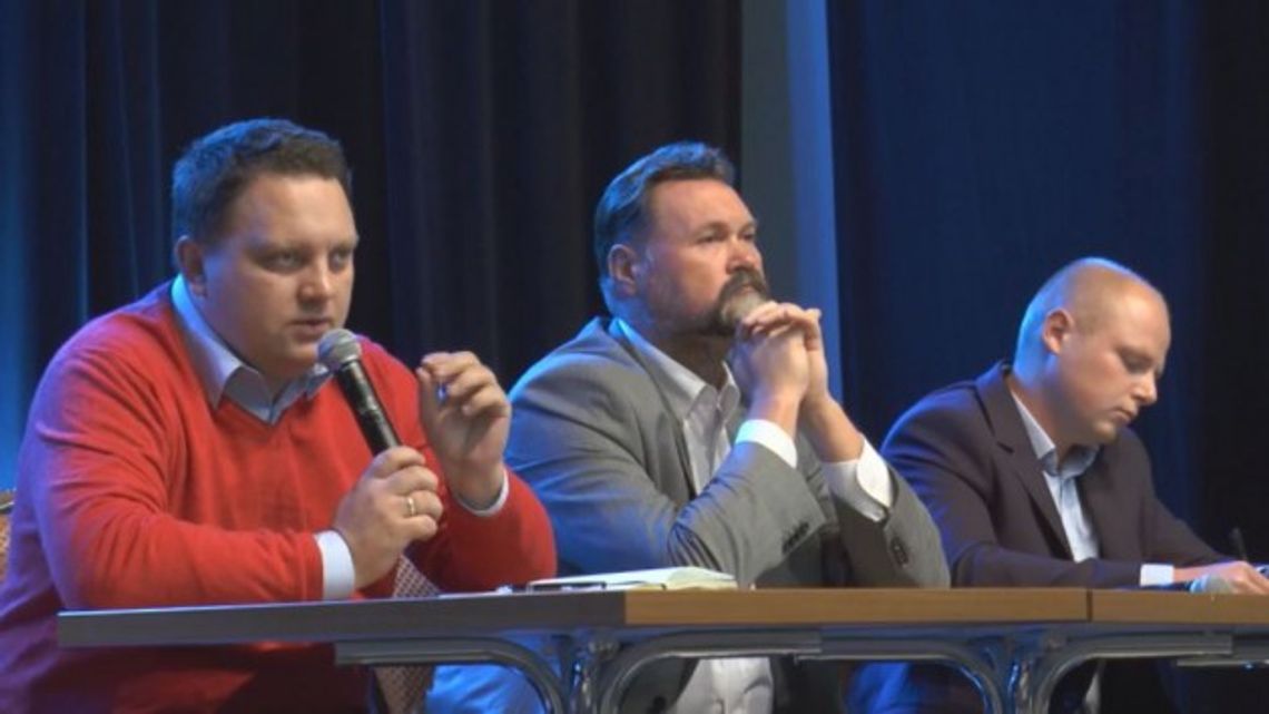 Uchodźcy czy najeźdźcy - debata w Łomży - VIDEO