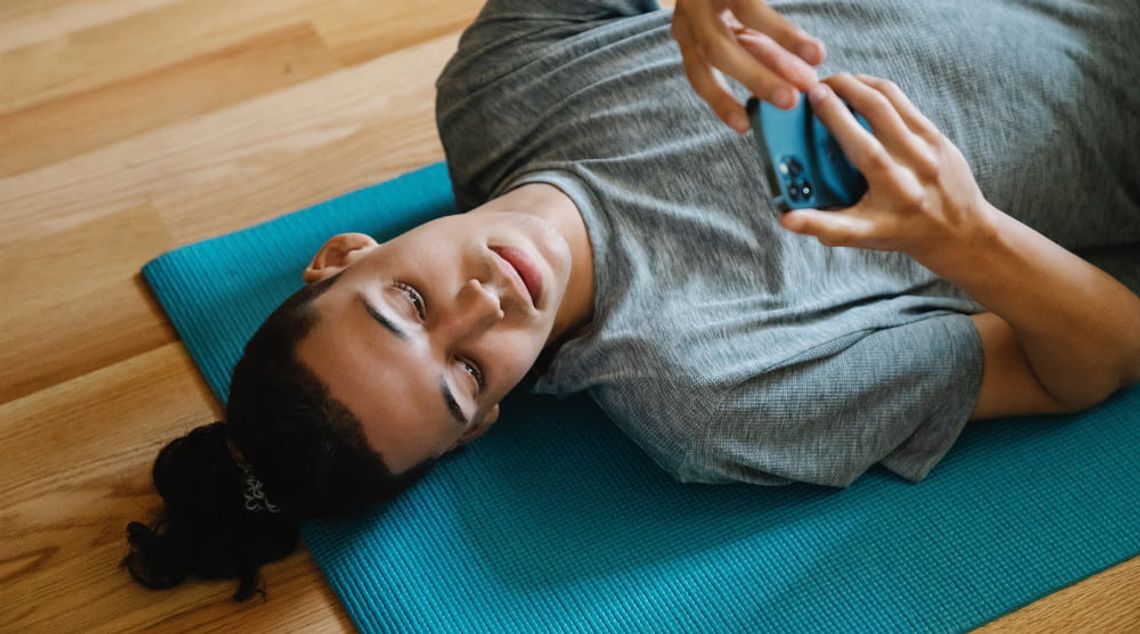 Uzależnienia od telefonu – fonoholizm, tak łatwo być uzależnionym od telefonu… Uzależnienia od telefonu – fonoholizm, tak łatwo być uzależnionym od telefonu…