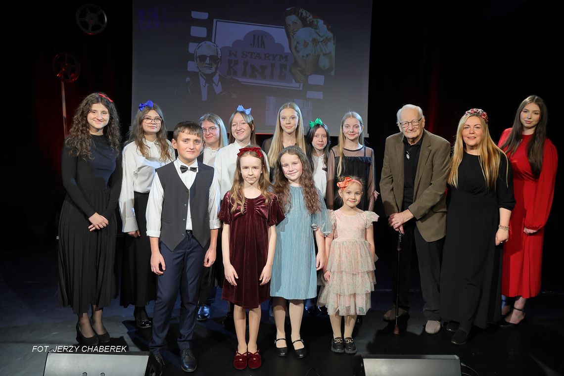 W ŁOMŻY, JAK W STARYM KINIE