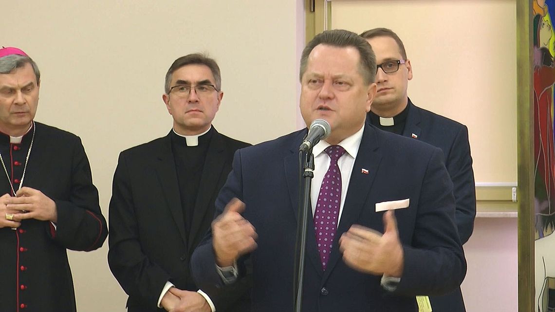 Wiceminister  Spraw Wewnętrznych i Administracji Jarosław Zieliński odniósł się do wydarzeń z nocy między  16 a 17 grudnia w Sejmie RP  -  VIDEO