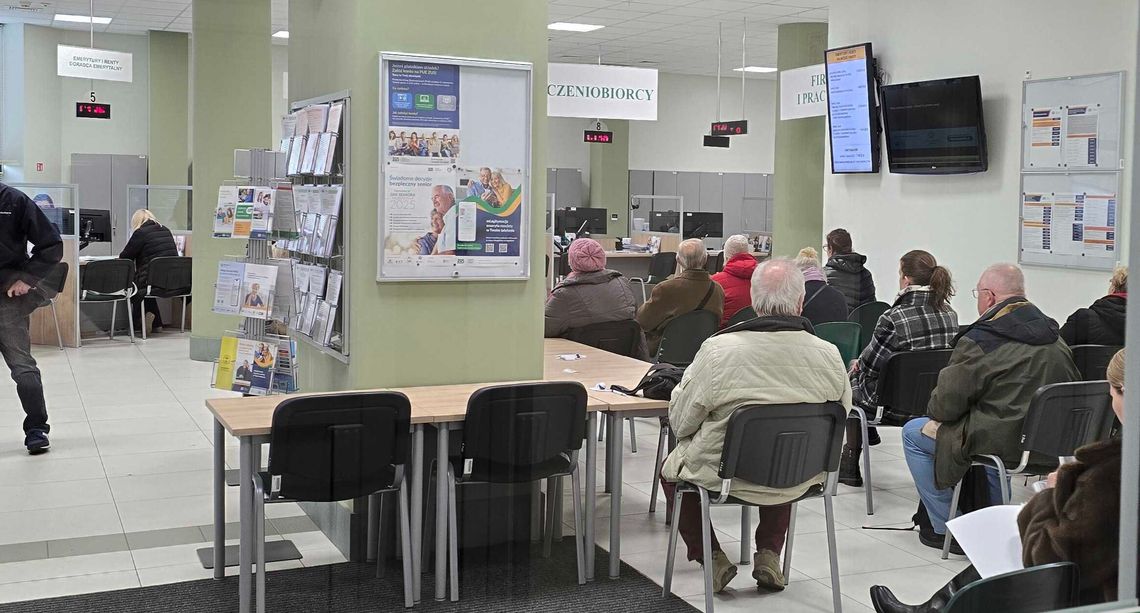 Wizyta rezerwowana w ZUS to wygoda i oszczędność czasu Wizyta rezerwowana w ZUS to wygoda i oszczędność czasu