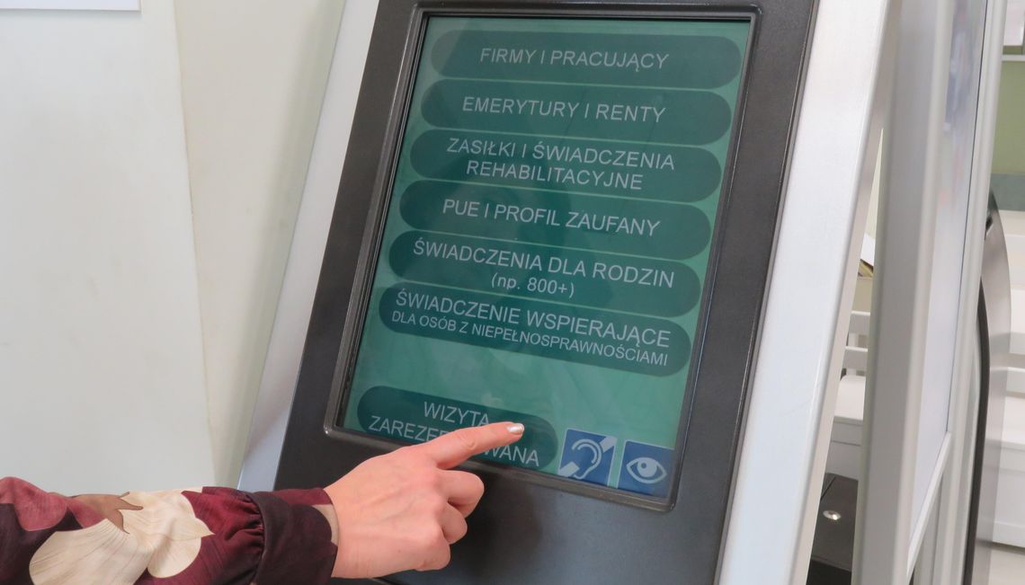 Wizytę w ZUS można umówić wcześniej, aby załatwić sprawę bez czekania