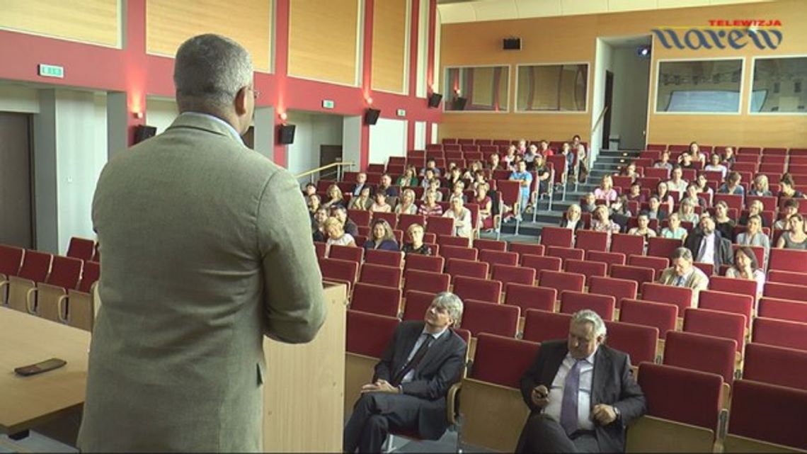 Zagrożenia cyberprzestrzeni - konferencja w PWSIiP. VIDEO