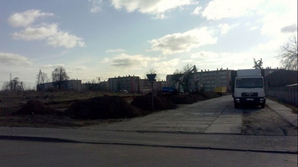 Zamknięty łącznik przy kościele pw. Andrzeja Boboli Zamknięty łącznik przy kościele pw. Andrzeja Boboli