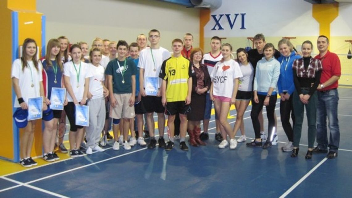 Zaproszenie na II Mikołajkowy Turniej Badmintona