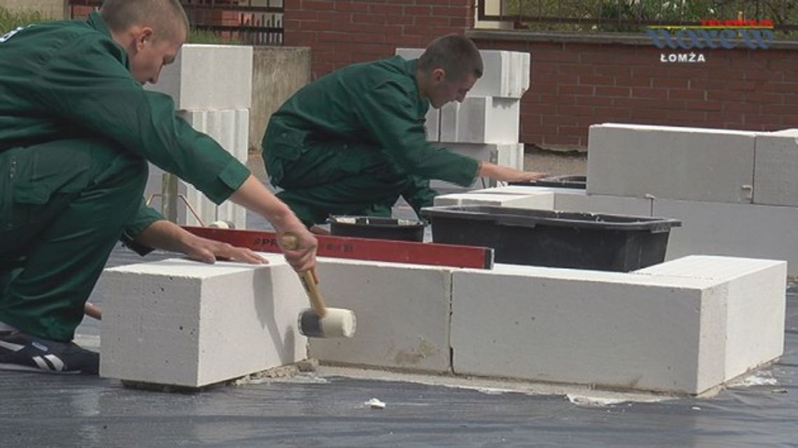 ZSTiO nr 4 w Łomży - Buduj z Prefbetem - VIDEO