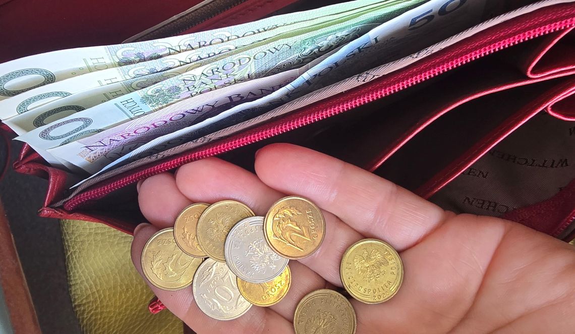 ZUS wypłaca renty wdowie. W regionie świadczenie otrzymało 10,1 tys. osób