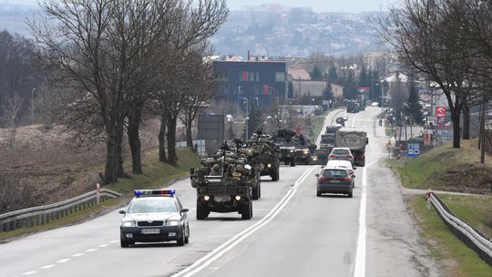 Wojska NATO w drodze do Orzysza
